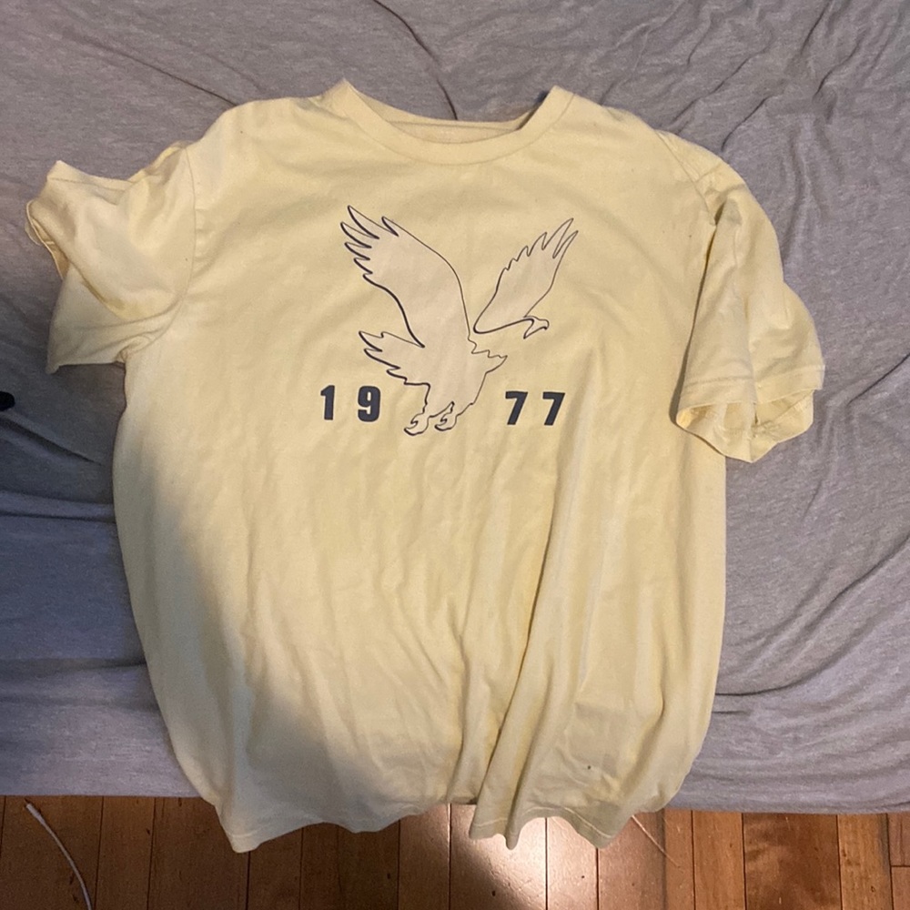 american eagle tshirt